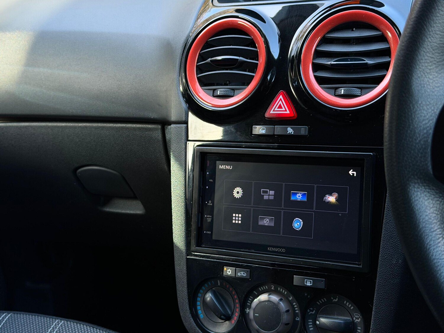 Used Vauxhall Corsa 2013 for sale - 77939608: Photo 32