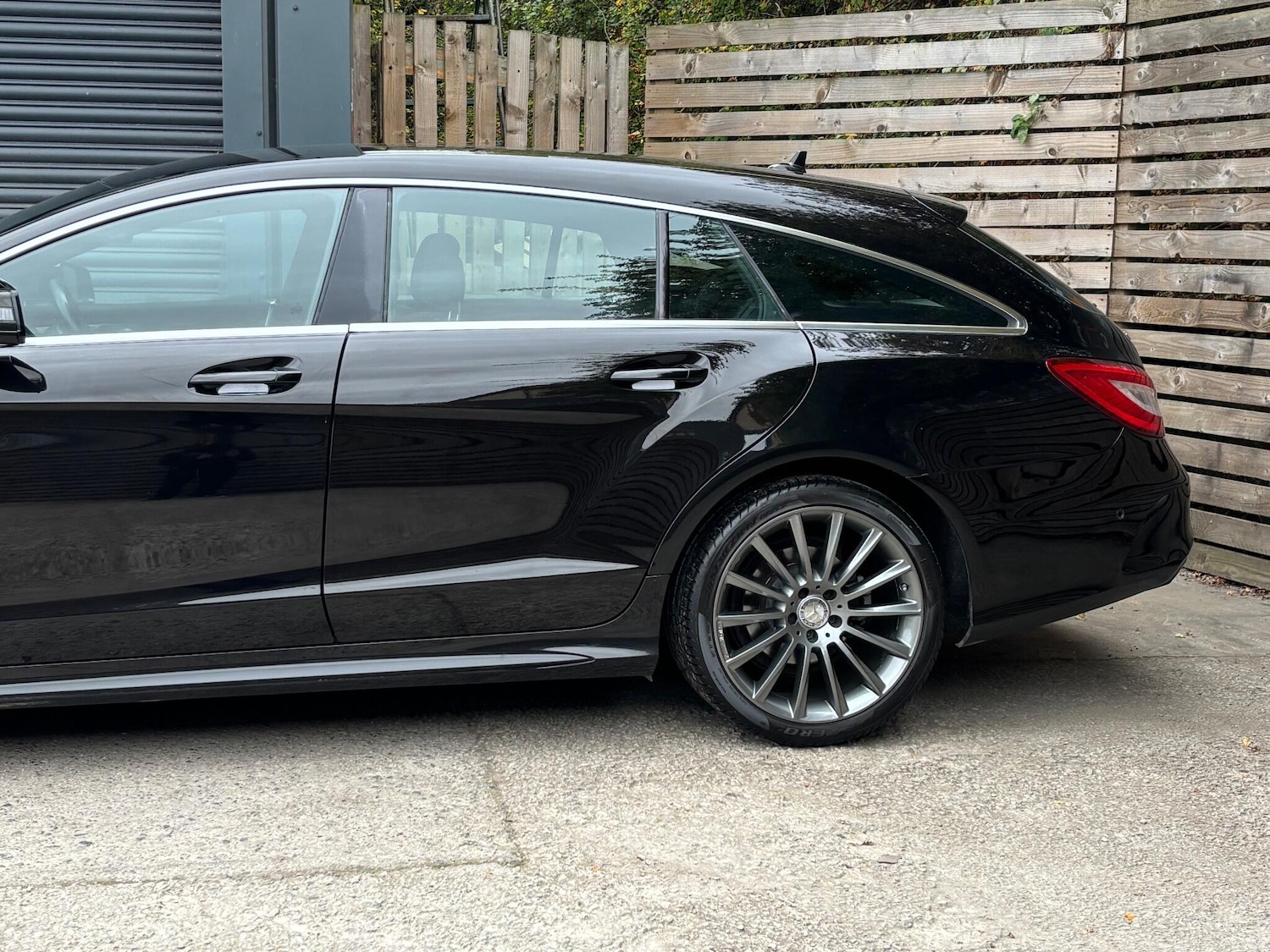 Used Mercedes-Benz CLS 2015 for sale - 75964471: Photo 12