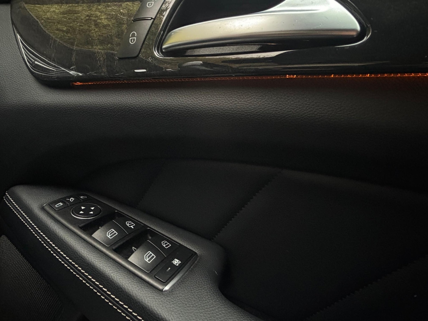 Used Mercedes-Benz CLS 2015 for sale - 75964471: Photo 35