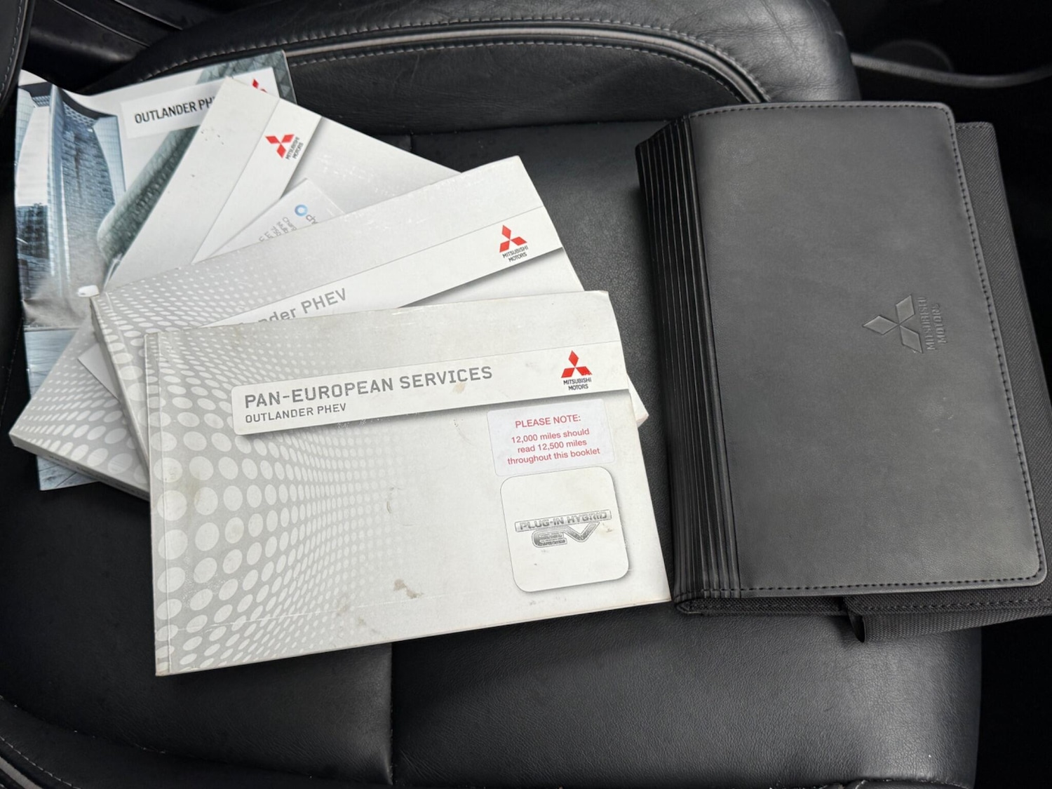 Used Mitsubishi Outlander 2017 for sale - 76440858: Photo 28