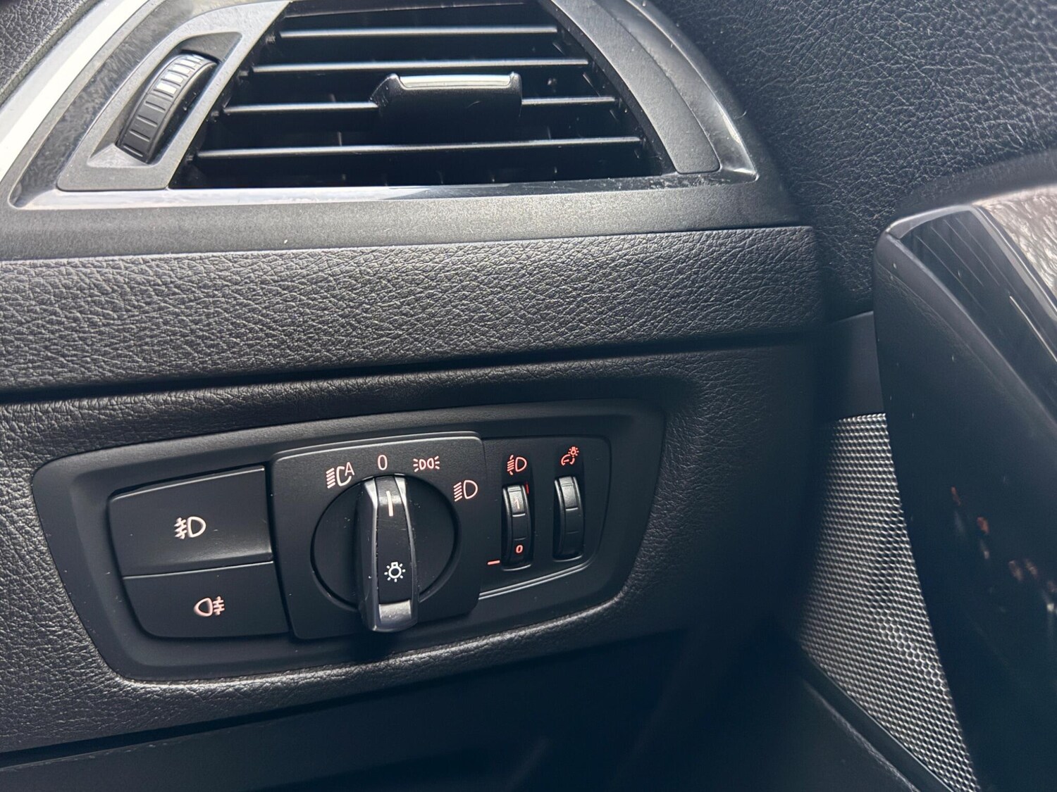 Used BMW 1 Series 2019 for sale - 76936010: Photo 27