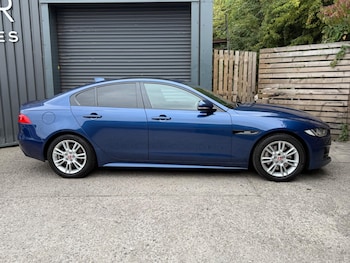 Used Jaguar XE 2016 for sale - 75635142: Photo