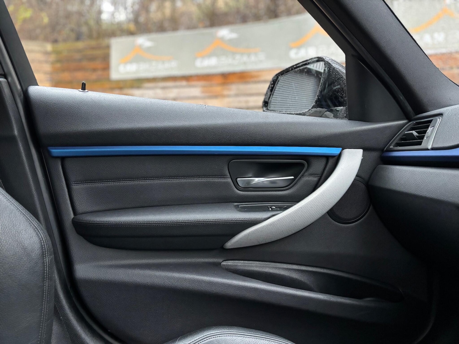 Used BMW 3 Series 2016 for sale - 76752576: Photo 18