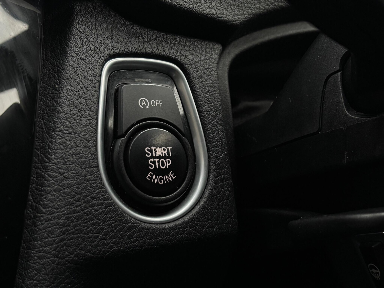 Used BMW 3 Series 2016 for sale - 76752576: Photo 34