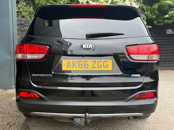 Used Kia Sorento 2016 for sale - 78535848: Photo