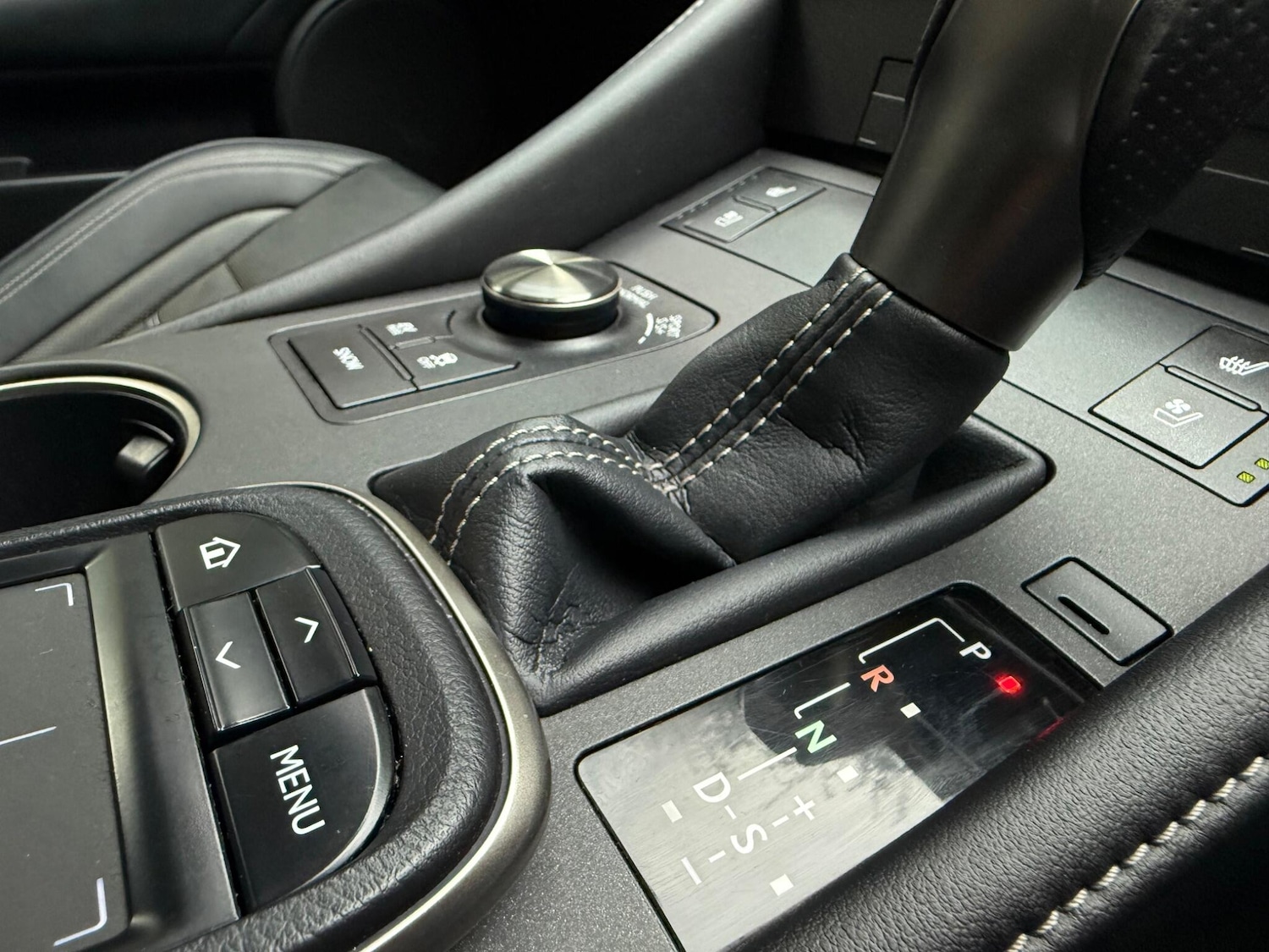 Used Lexus RC 2017 for sale - 75949598: Photo 25