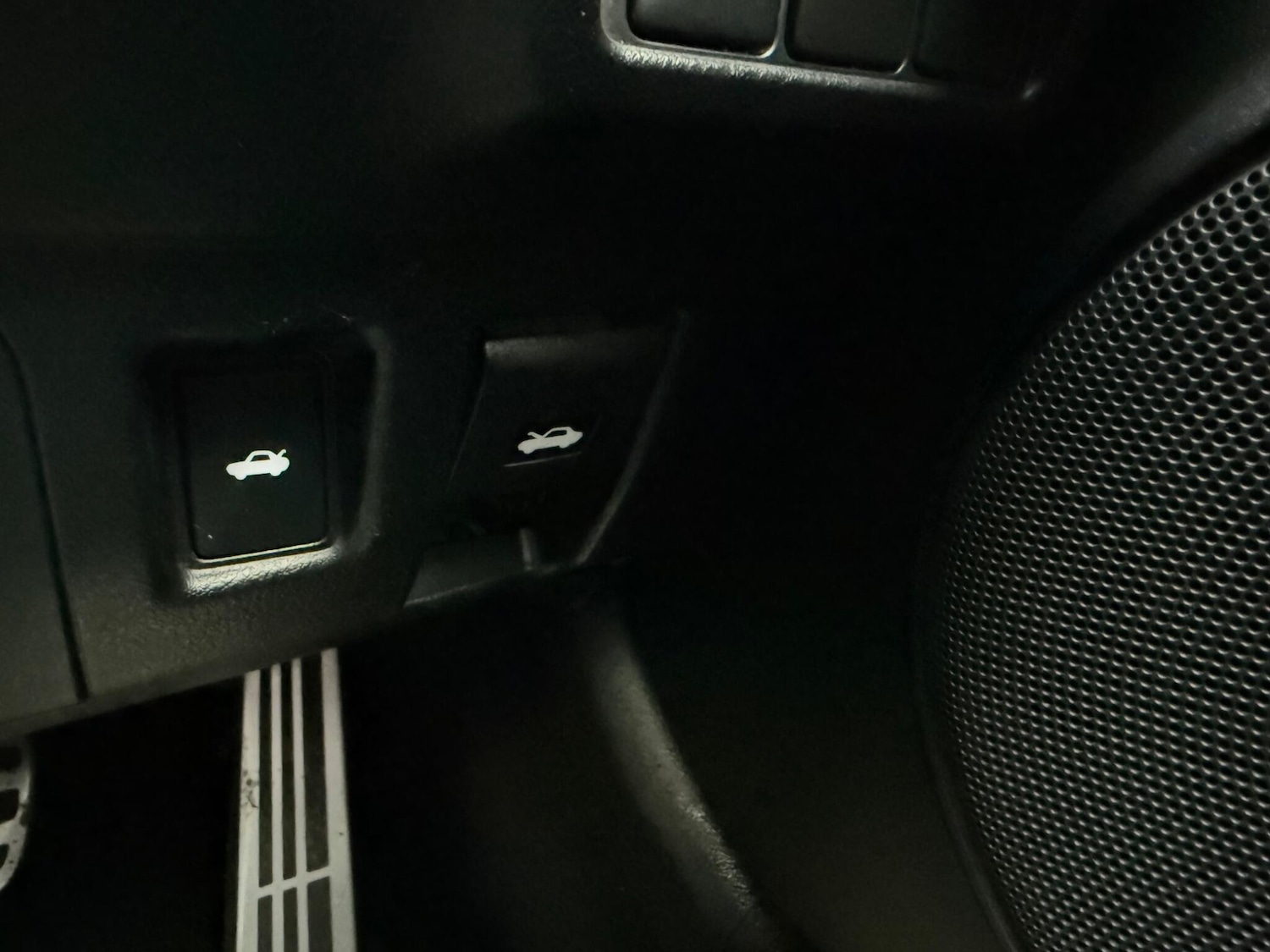 Used Lexus RC 2017 for sale - 75949598: Photo 29