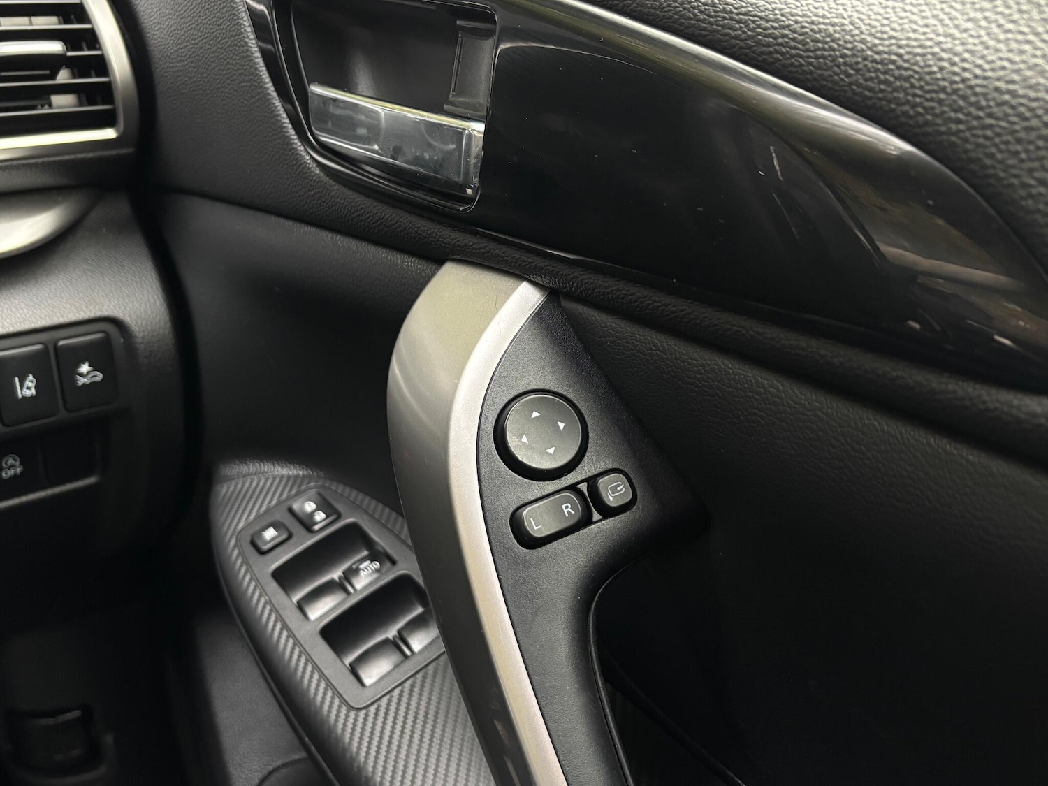 Used Mitsubishi Eclipse Cross 2018 for sale - 76315174: Photo 36