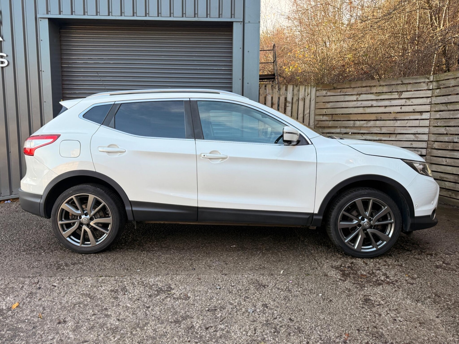 Used Nissan Qashqai 2016 for sale - 76936014: Photo 4