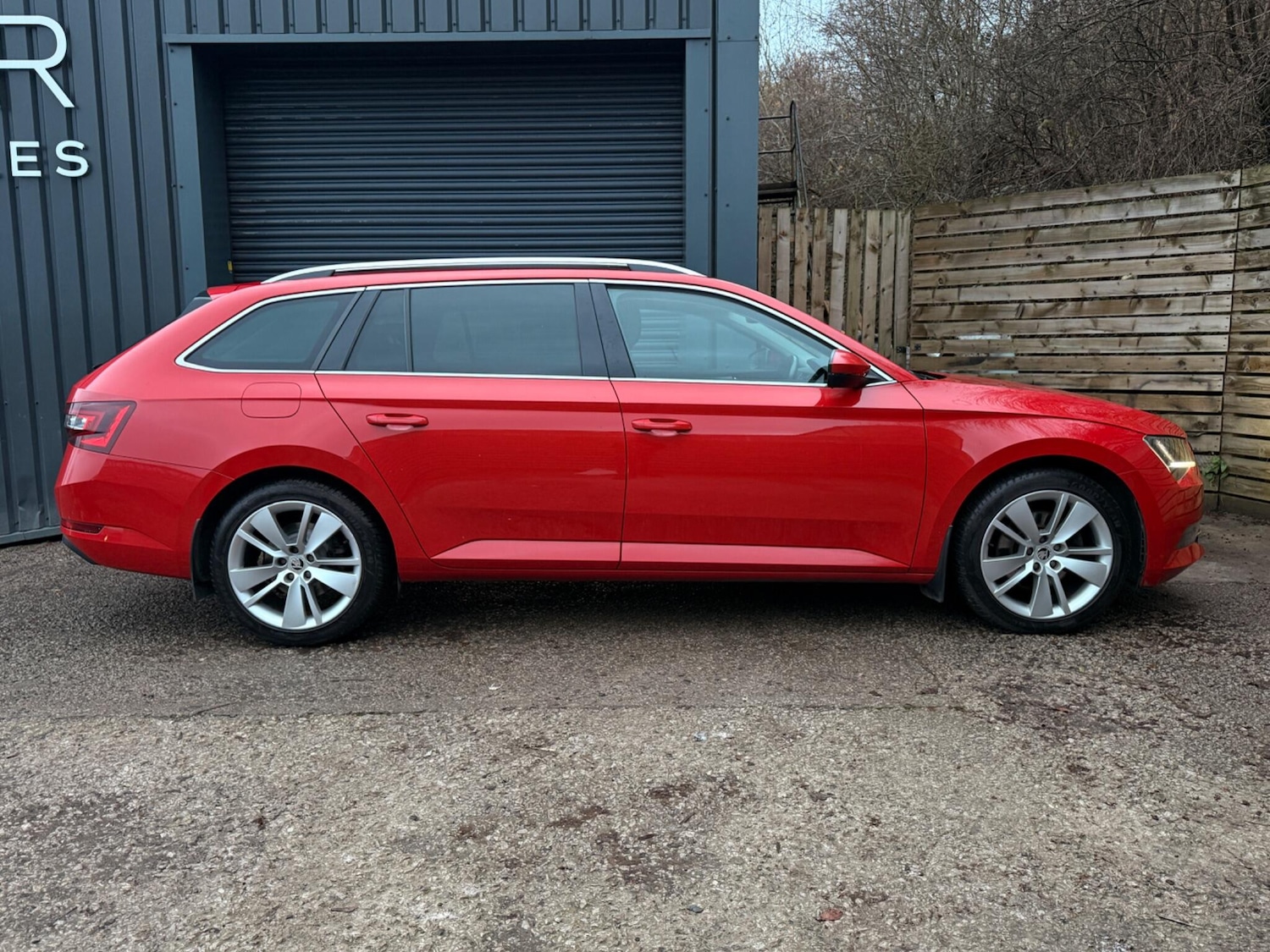 Used Skoda Superb 2017 for sale - 77053934: Photo 20