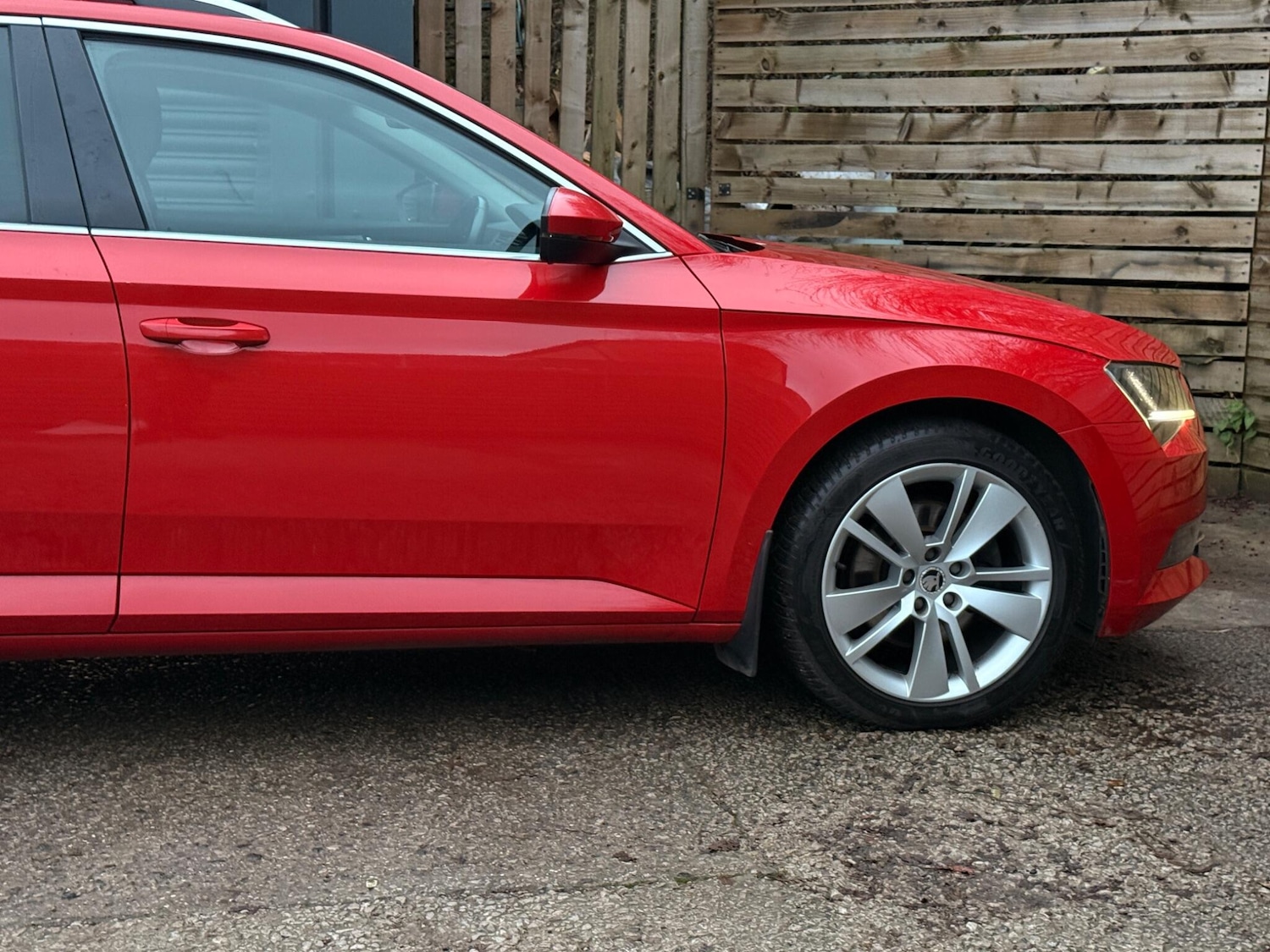 Used Skoda Superb 2017 for sale - 77053934: Photo 22