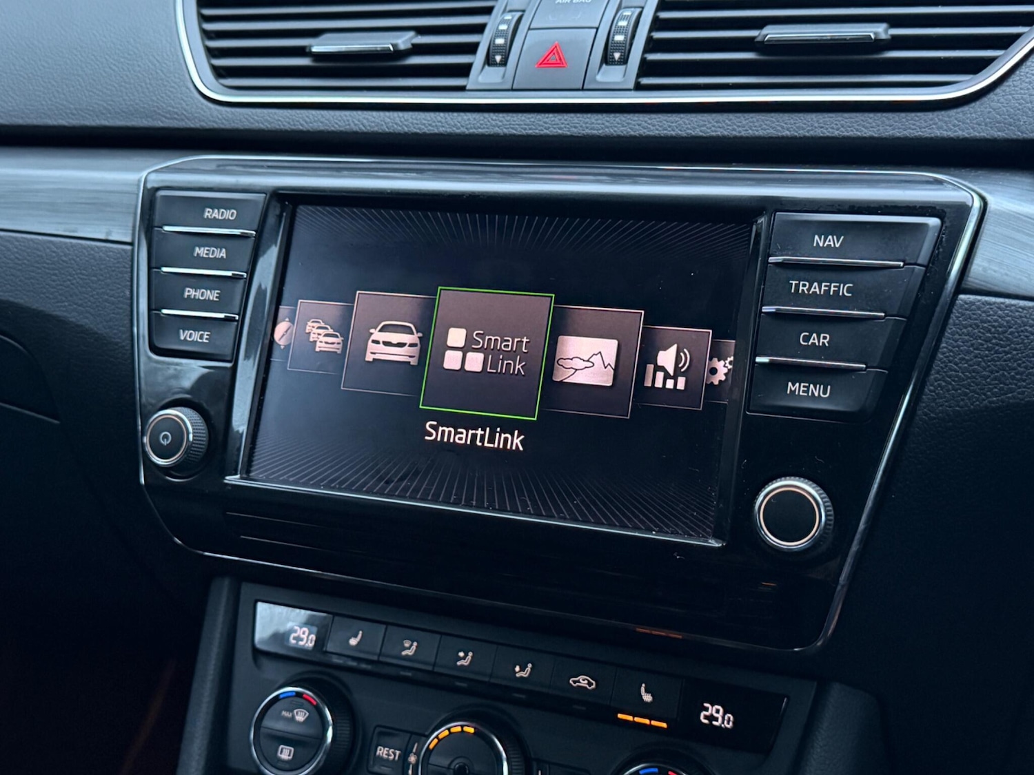 Used Skoda Superb 2017 for sale - 77053934: Photo 39