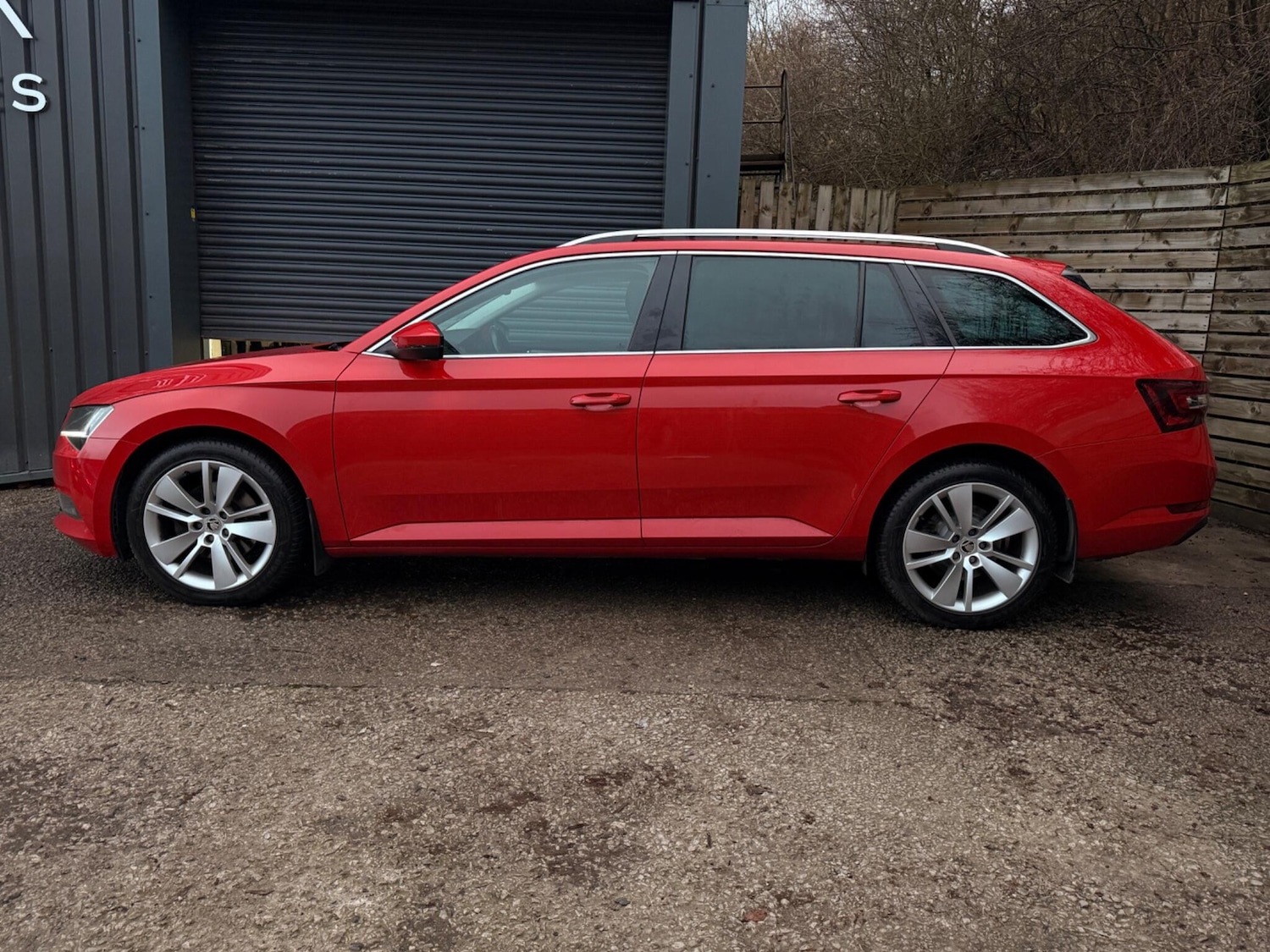 Used Skoda Superb 2017 for sale - 77053934: Photo 5