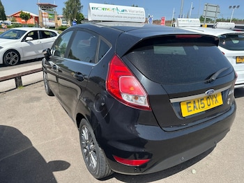 Used Ford Fiesta 2015 for sale - 78692535: Photo