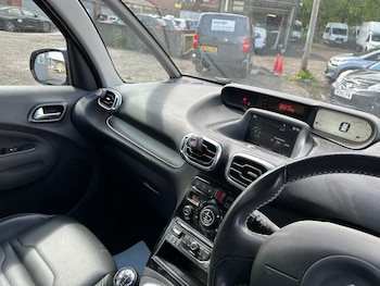 Used Citroen C3 Picasso 2016 for sale - 78532750: Photo