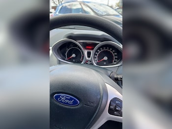 Used Ford Fiesta 2010 for sale - 78298541: Photo