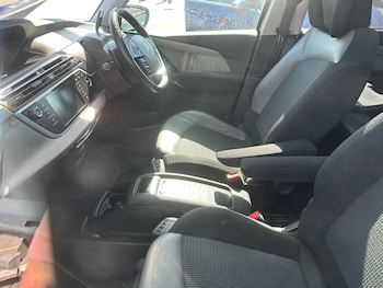 Used Citroen C4 Picasso 2016 for sale - 78438935: Photo