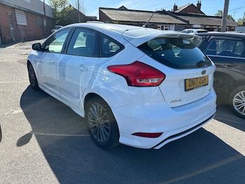 Used Ford Focus 2017 for sale - 78422880: Photo