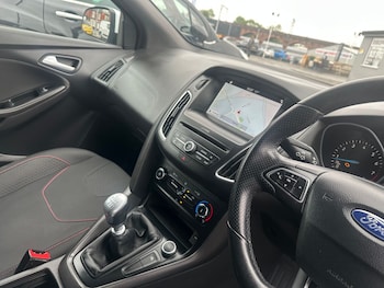 Used Ford Focus 2017 for sale - 78422880: Photo