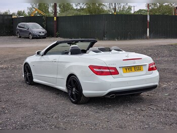 Used Mercedes-Benz E Class 2011 for sale - 78386457: Photo