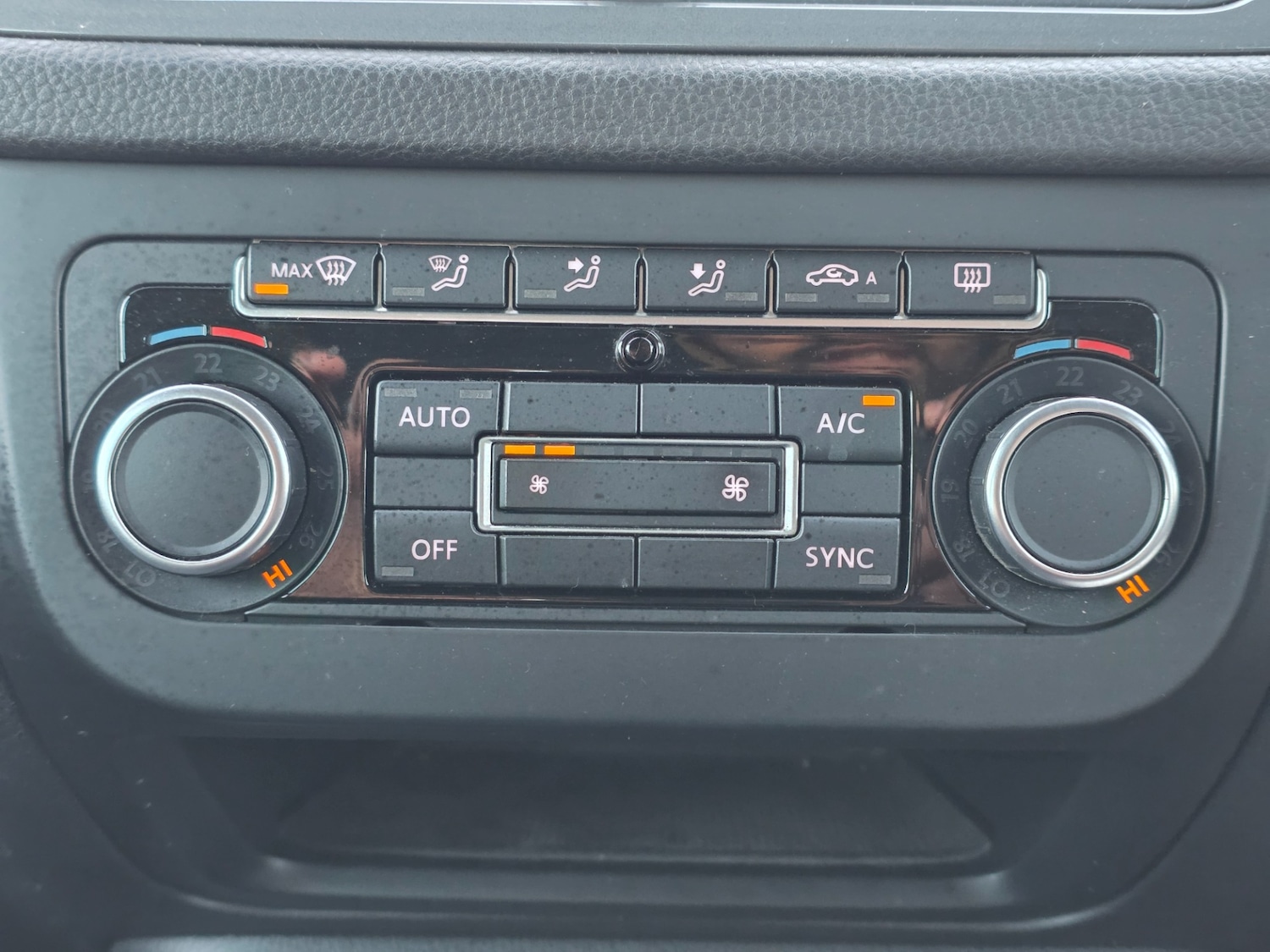 Used Volkswagen Tiguan 2014 for sale - 77746168: Photo 23