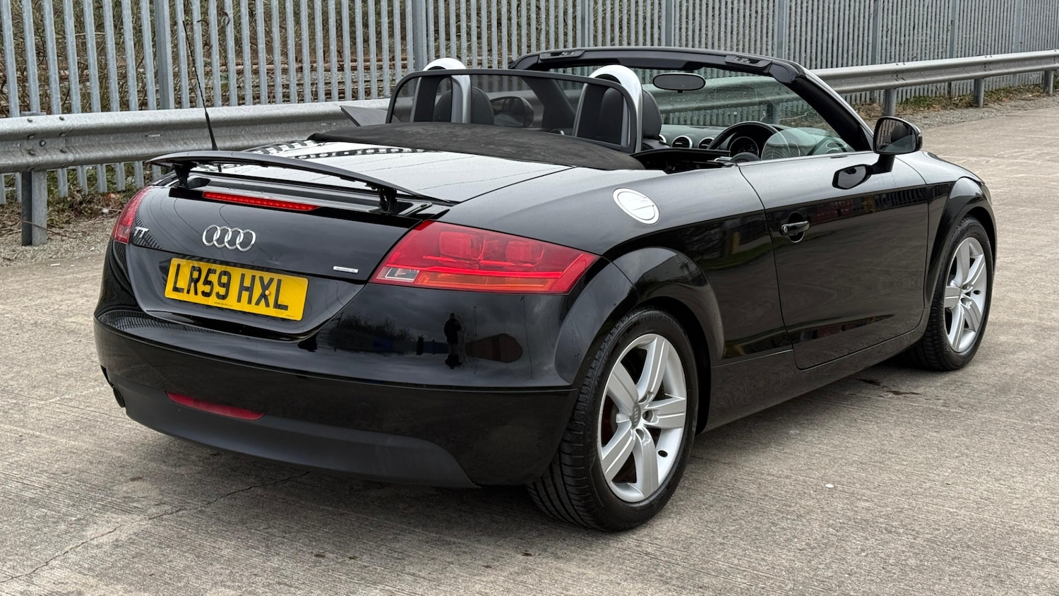 Used Audi TT 2009 for sale - 77746277: Photo 15