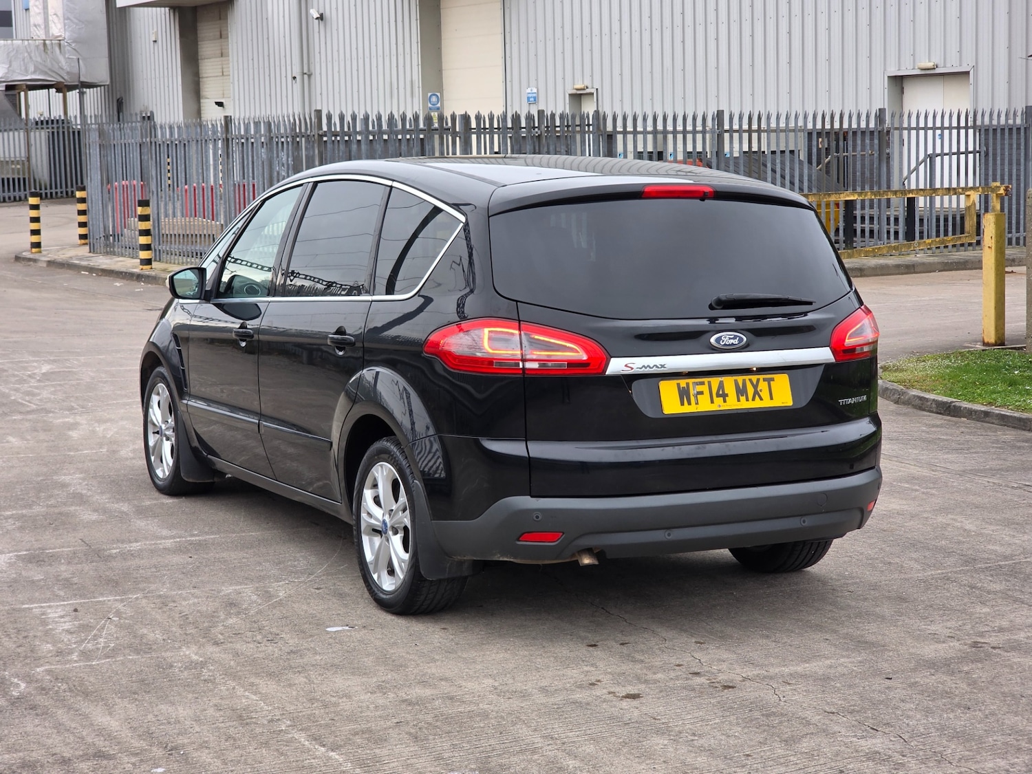 Used Ford S-Max 2014 for sale - 77750244: Photo 7