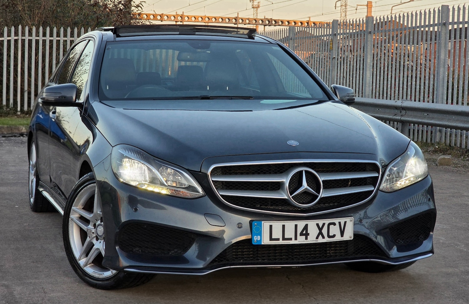 Used Mercedes-Benz E Class 2014 for sale - 77721572: Photo 1
