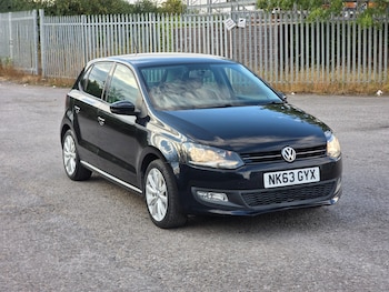 Used Volkswagen Polo 2013 for sale - 79588983: Photo