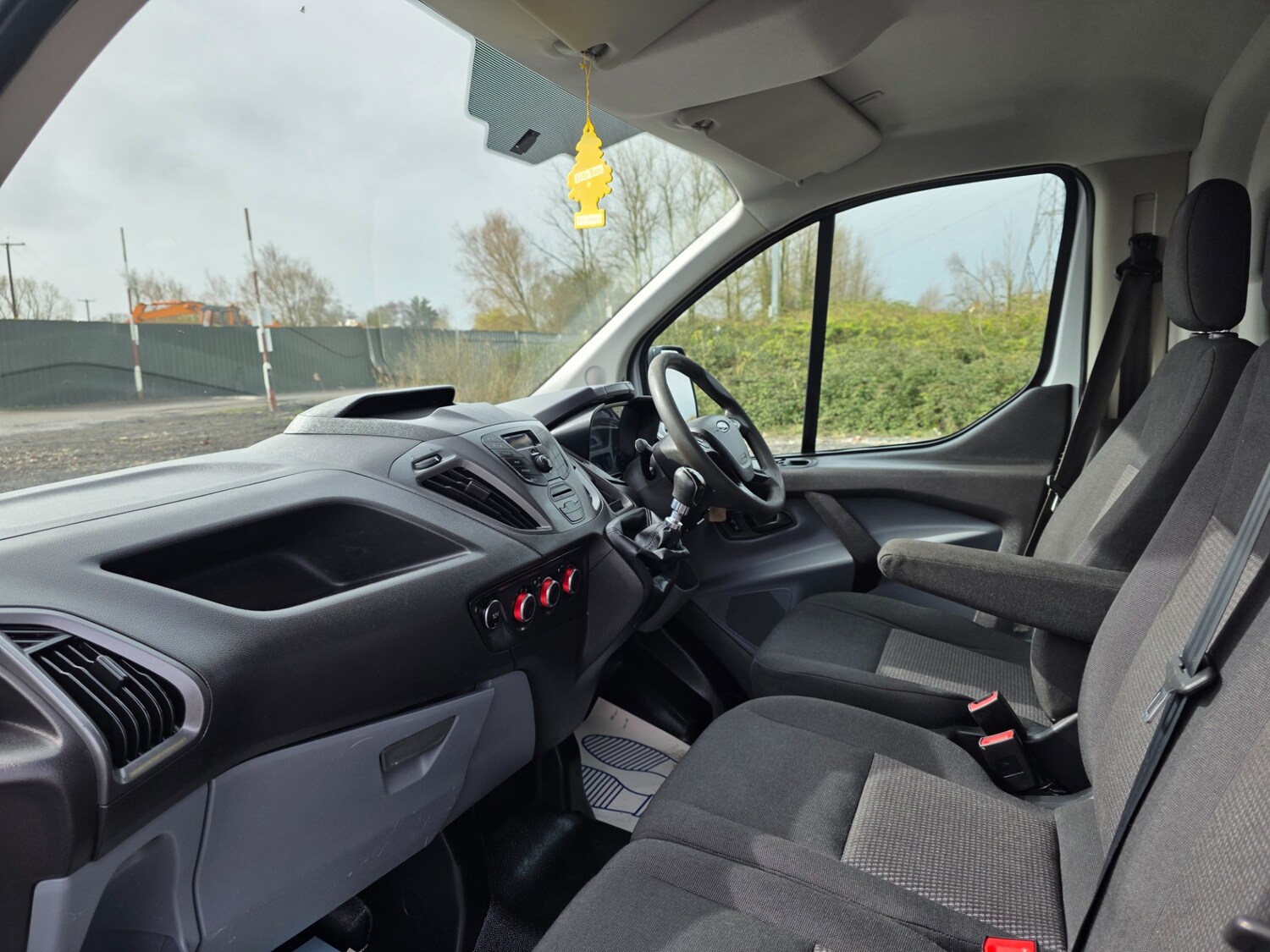 Used Ford Transit Custom 2015 for sale - 77954128: Photo 12
