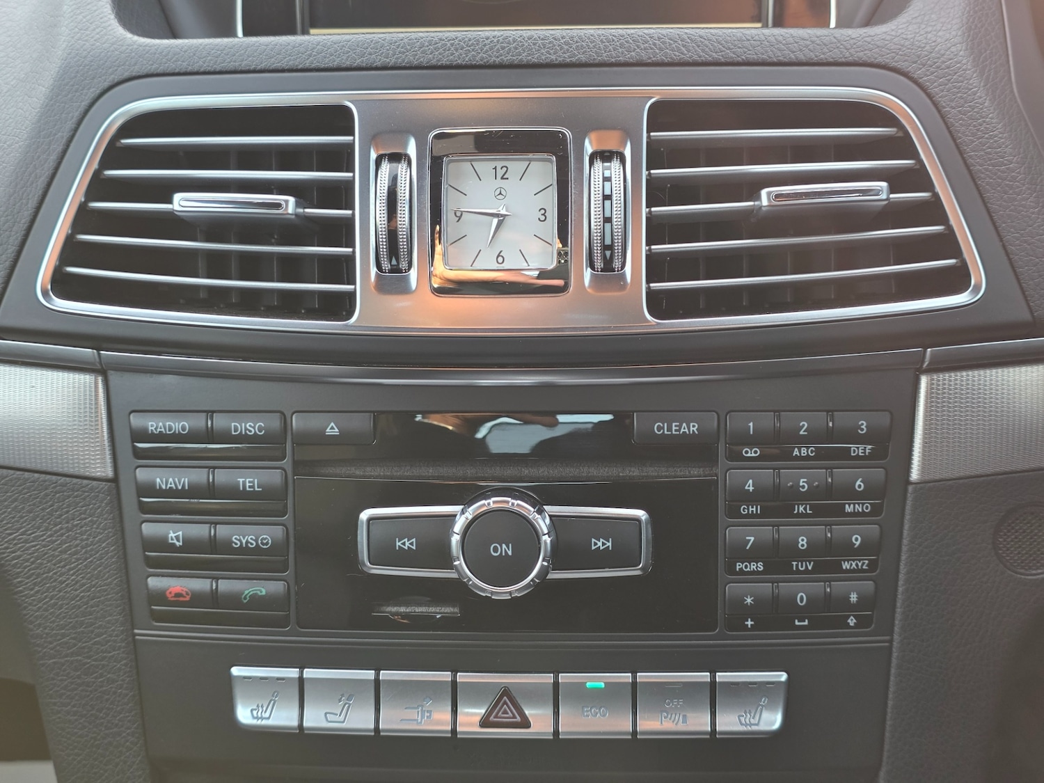 Used Mercedes-Benz E Class 2013 for sale - 78155752: Photo 32