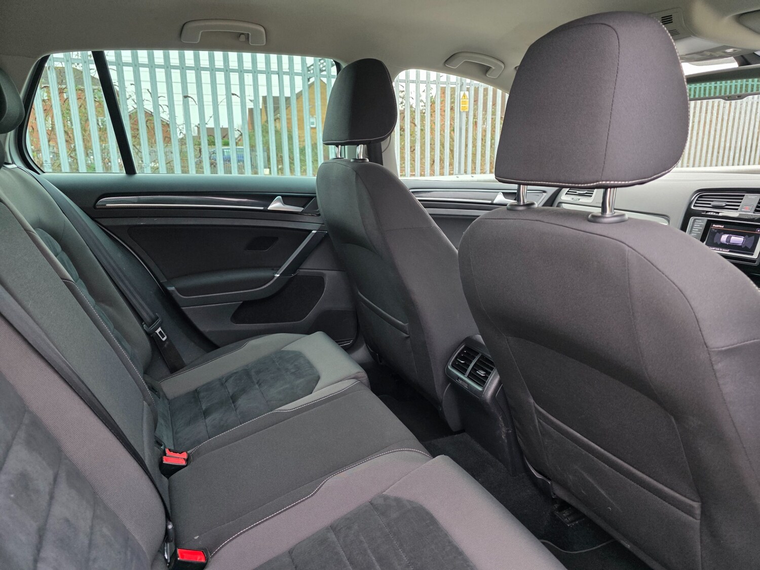 Used Volkswagen Golf 2013 for sale - 77746287: Photo 18