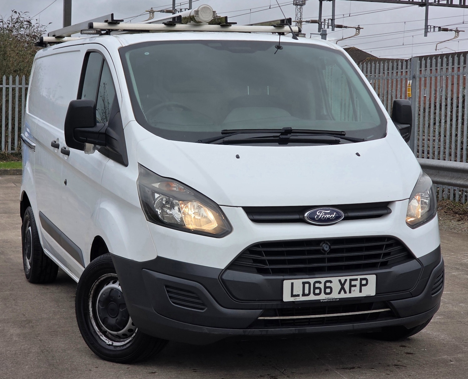 Used Ford Transit Custom 2016 for sale - 77722493: Photo 1
