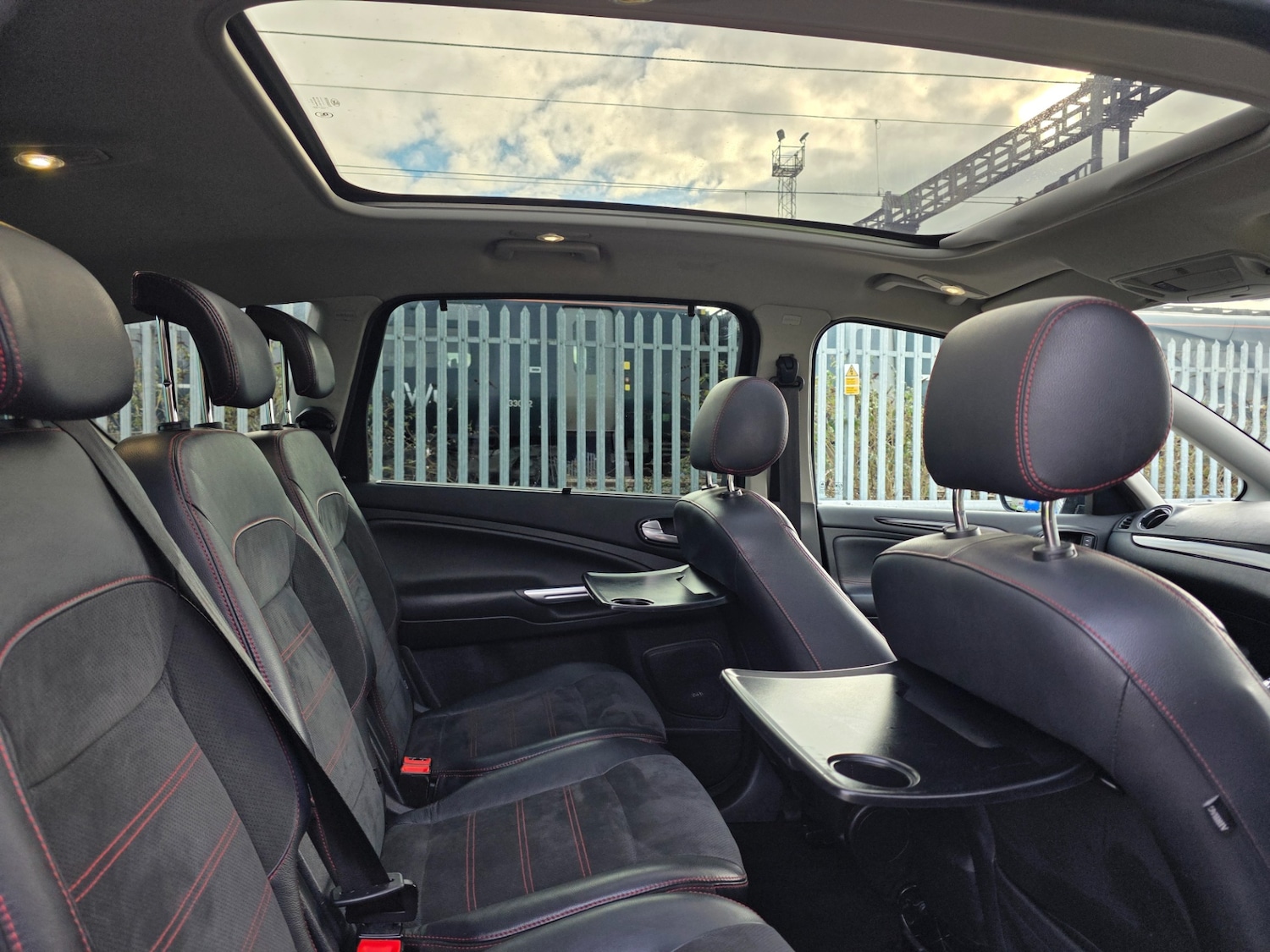 Used Ford S-Max 2011 for sale - 77746242: Photo 19