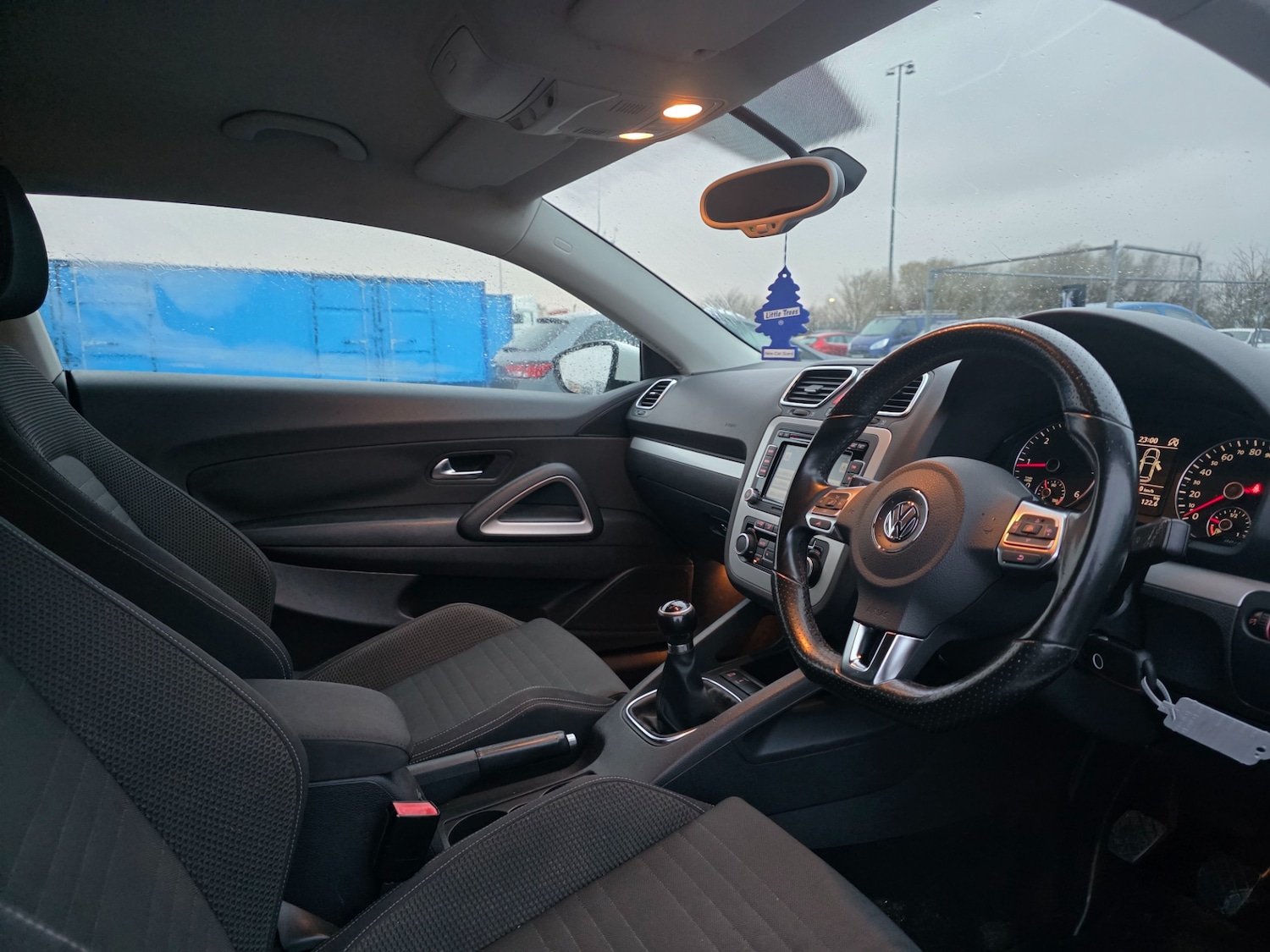 Used Volkswagen Scirocco 2011 for sale - 78002149: Photo 12