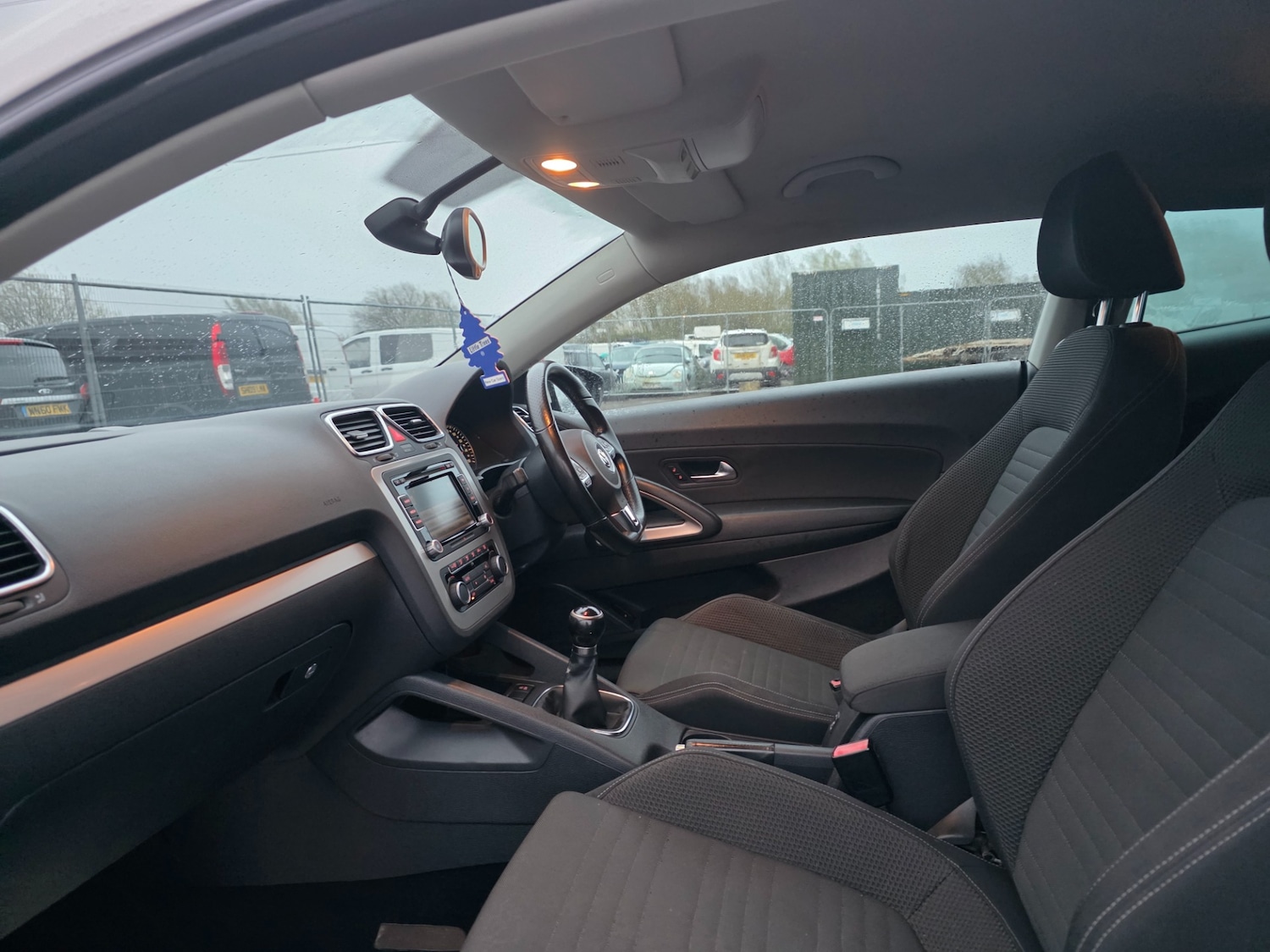 Used Volkswagen Scirocco 2011 for sale - 78002149: Photo 16