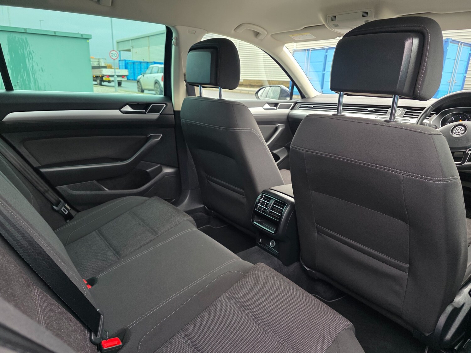 Used Volkswagen Passat 2017 for sale - 77746294: Photo 18