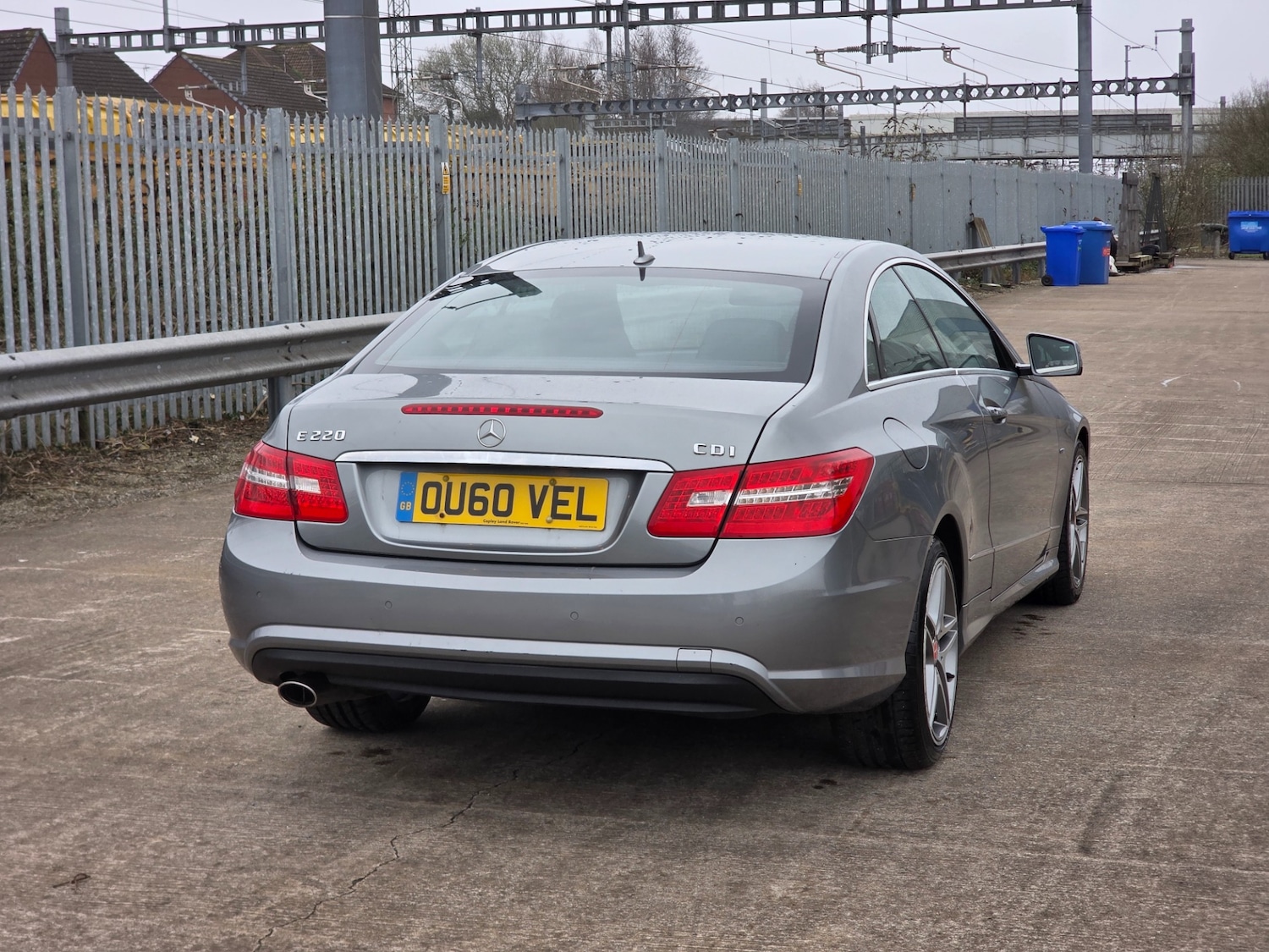 Used Mercedes-Benz E Class 2010 for sale - 77903347: Photo 10