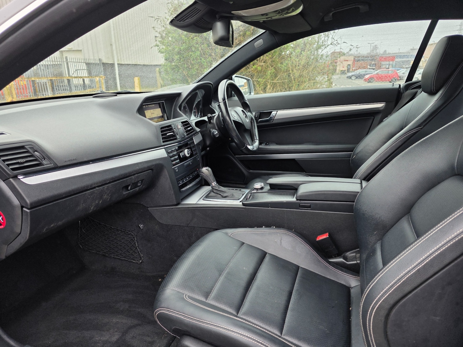 Used Mercedes-Benz E Class 2010 for sale - 77903347: Photo 12