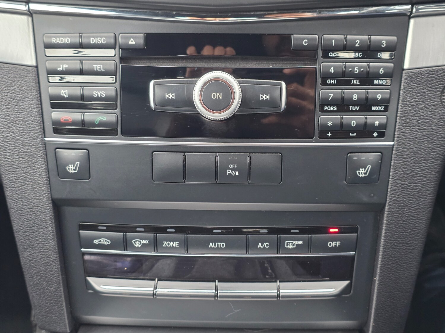 Used Mercedes-Benz E Class 2010 for sale - 77903347: Photo 20