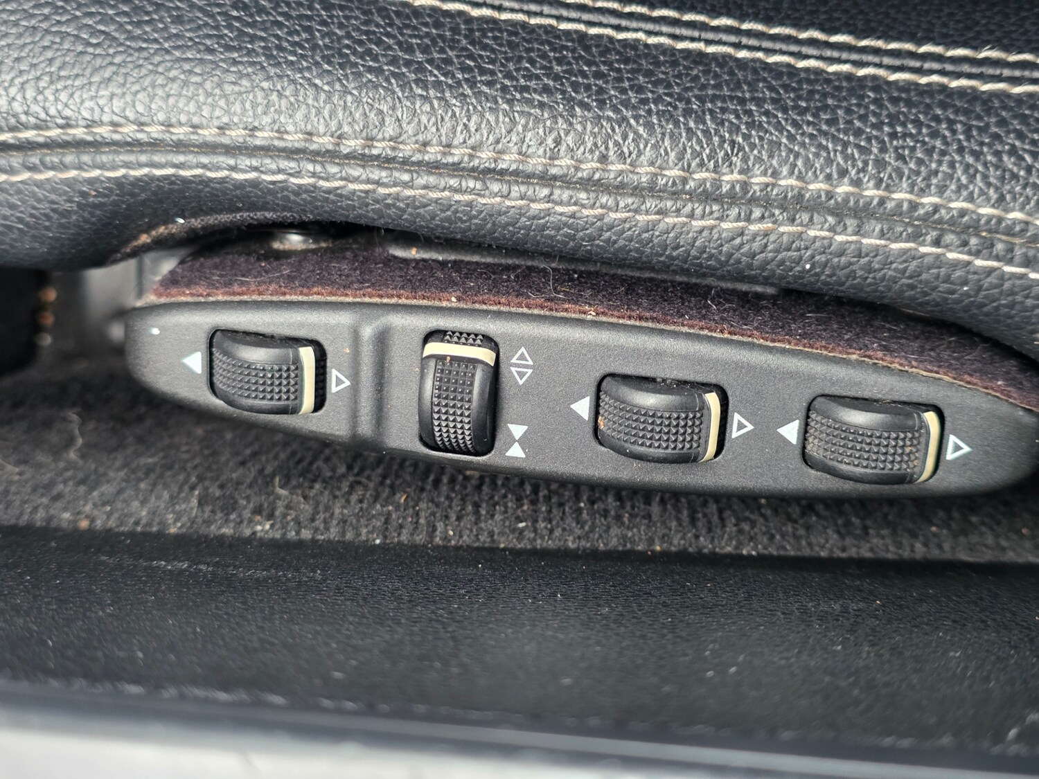 Used Mercedes-Benz E Class 2010 for sale - 77903347: Photo 22