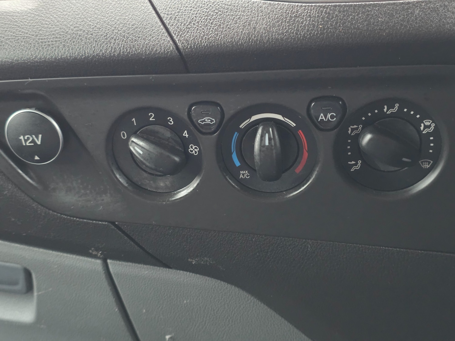 Used Ford Transit Custom 2015 for sale - 77745938: Photo 21