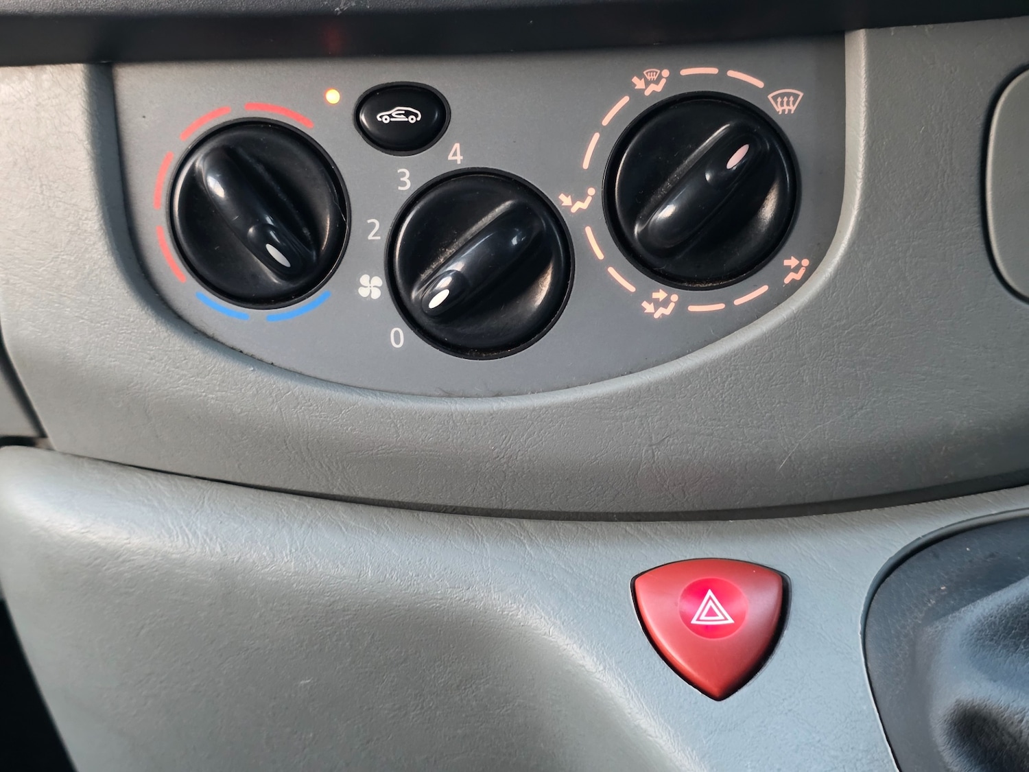 Used Vauxhall Vivaro 2011 for sale - 77979989: Photo 19