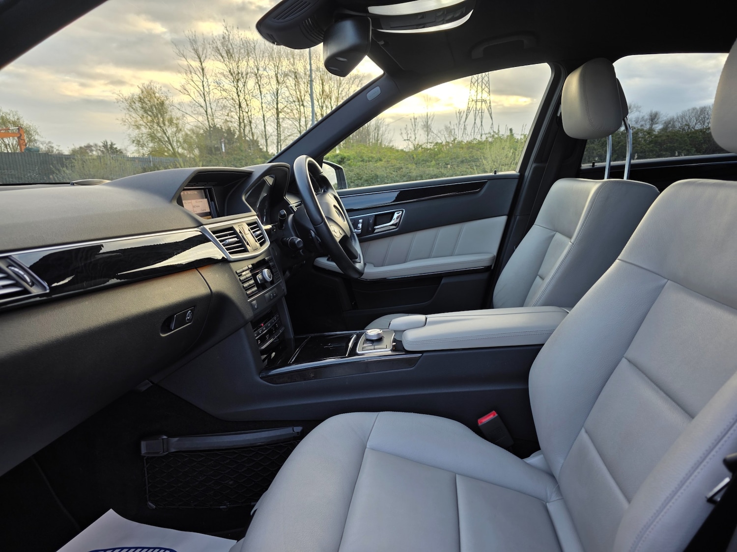 Used Mercedes-Benz E Class 2011 for sale - 78032064: Photo 13