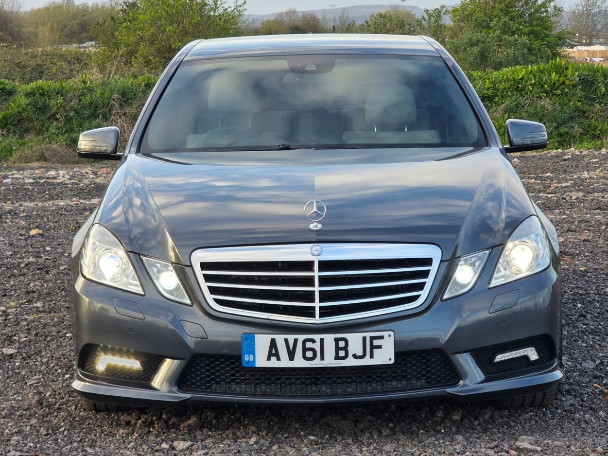 Used Mercedes-Benz E Class 2011 for sale - 78032064: Photo 4