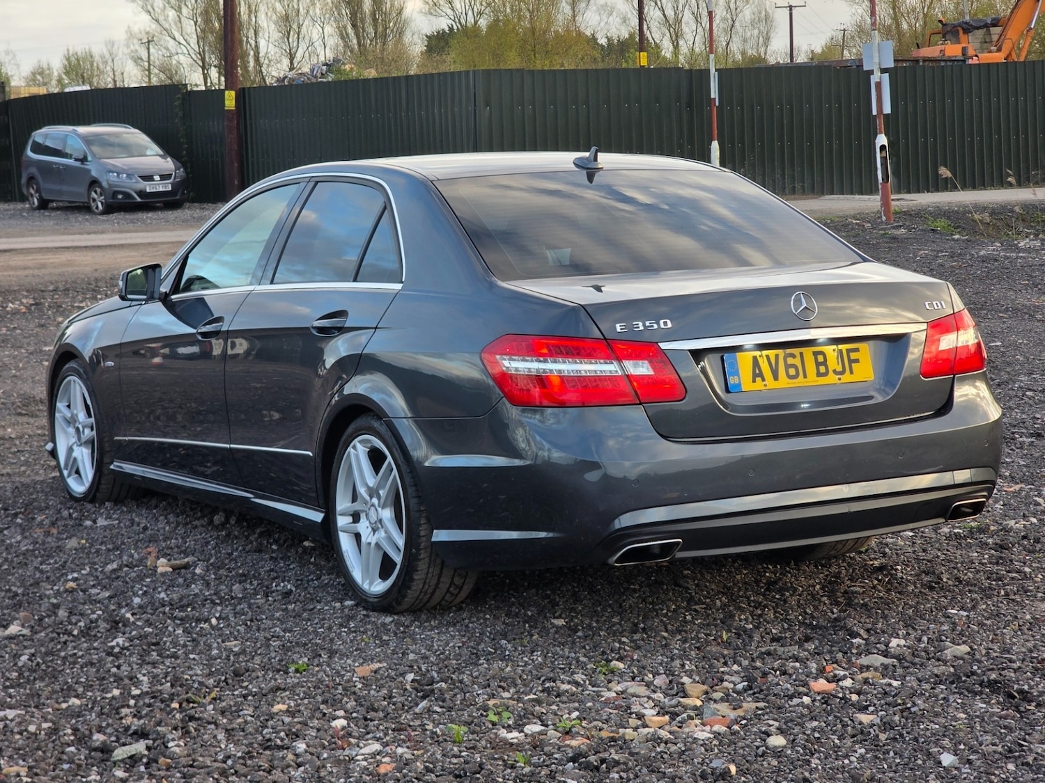 Used Mercedes-Benz E Class 2011 for sale - 78032064: Photo 7