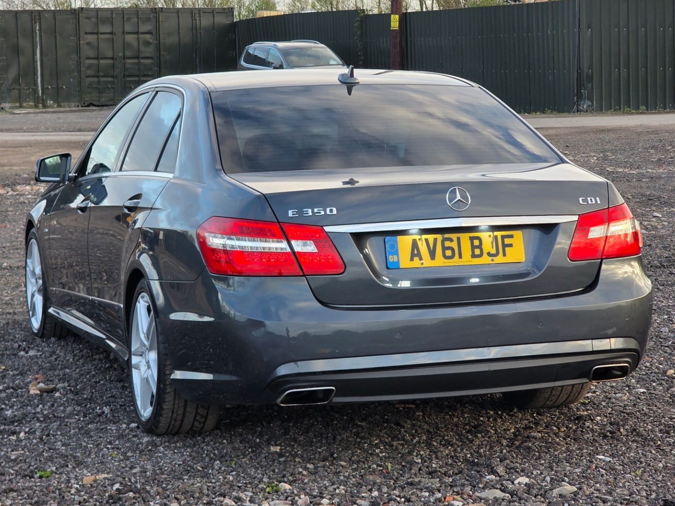 Used Mercedes-Benz E Class 2011 for sale - 78032064: Photo 8