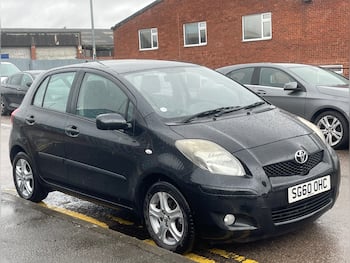 Used Toyota Yaris 2010 for sale - 79761808: Photo