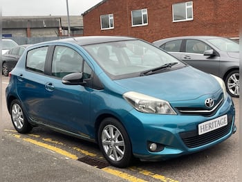 Used Toyota Yaris 2011 for sale - 79802849: Photo