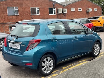 Used Toyota Yaris 2011 for sale - 79802849: Photo
